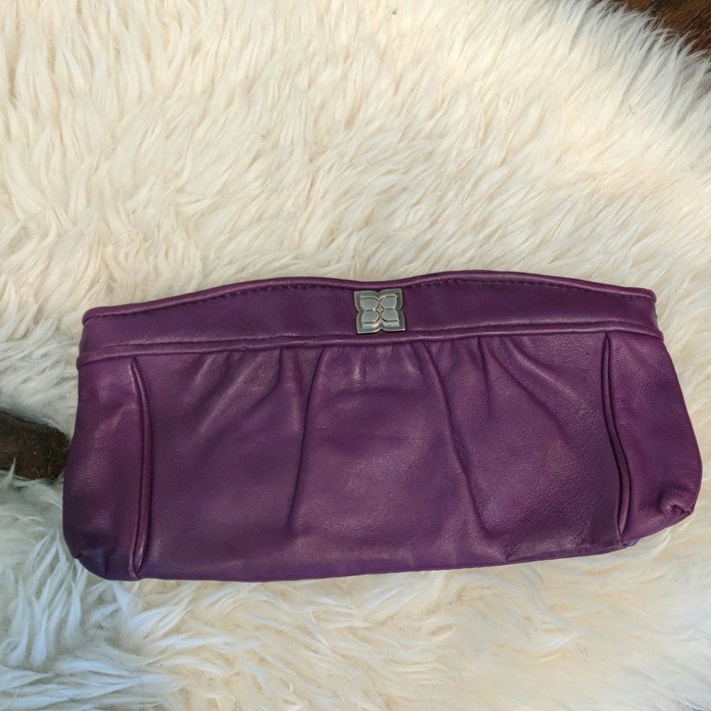 BCBG clutch